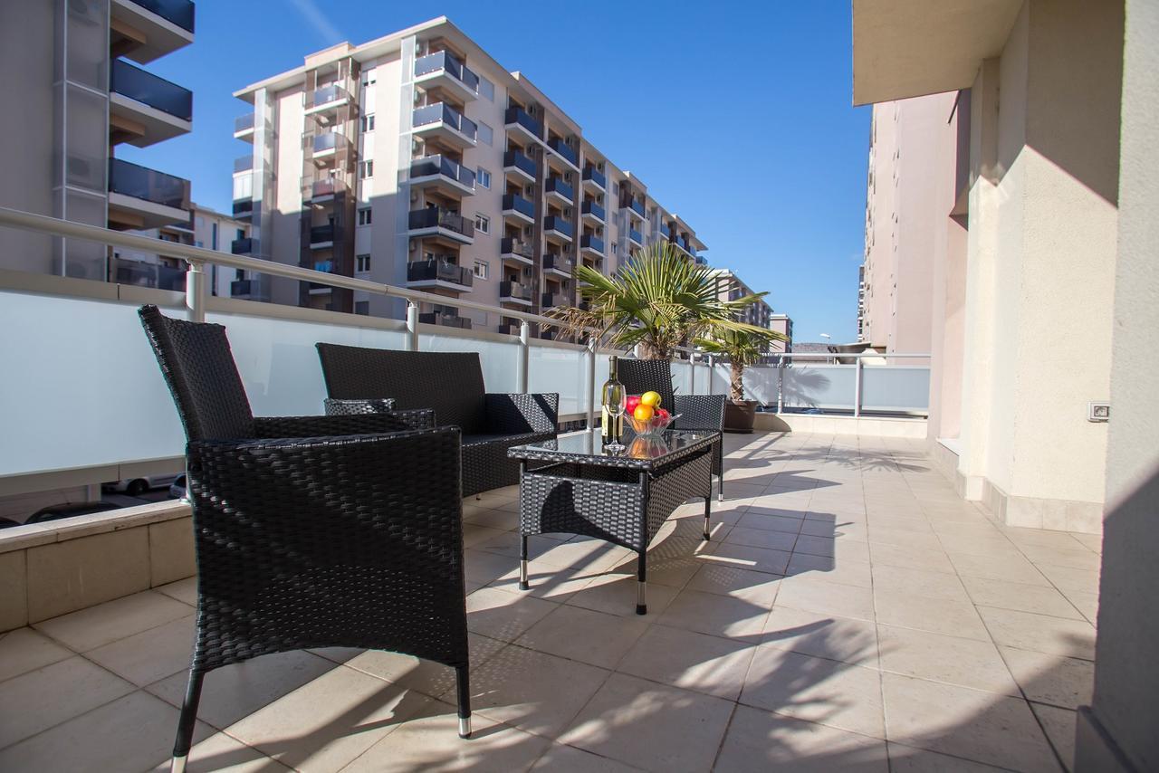 Piano Apartments Delta City Podgorica Exterior photo